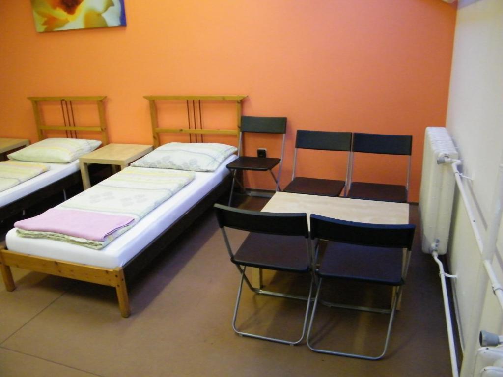 Zrinyi Hostel Boedapest Kamer foto