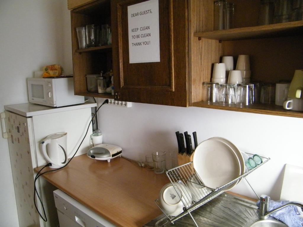Zrinyi Hostel Boedapest Buitenkant foto