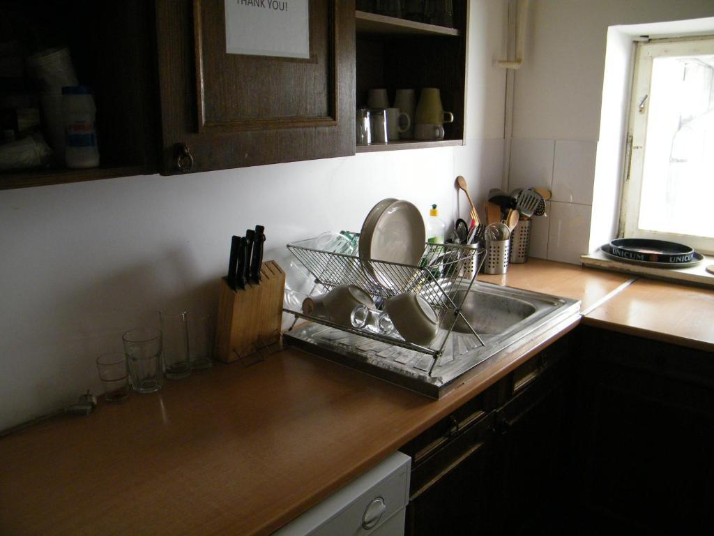 Zrinyi Hostel Boedapest Buitenkant foto